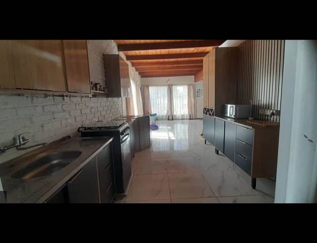 3 BEDROOM HOUSE FOR SALE IN KIBLER PARK